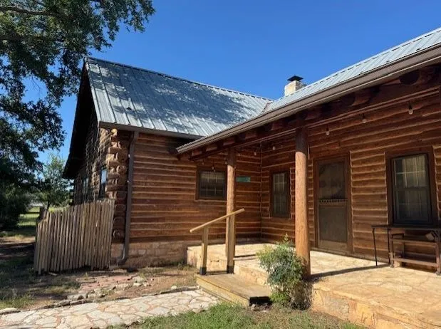 $2,800 | 387 Schmidtzinsky Road, Fredericksburg, TX 78624