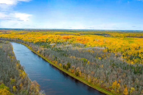 $1,199,900 | 10000 River Road, Floodwood, MN 55736