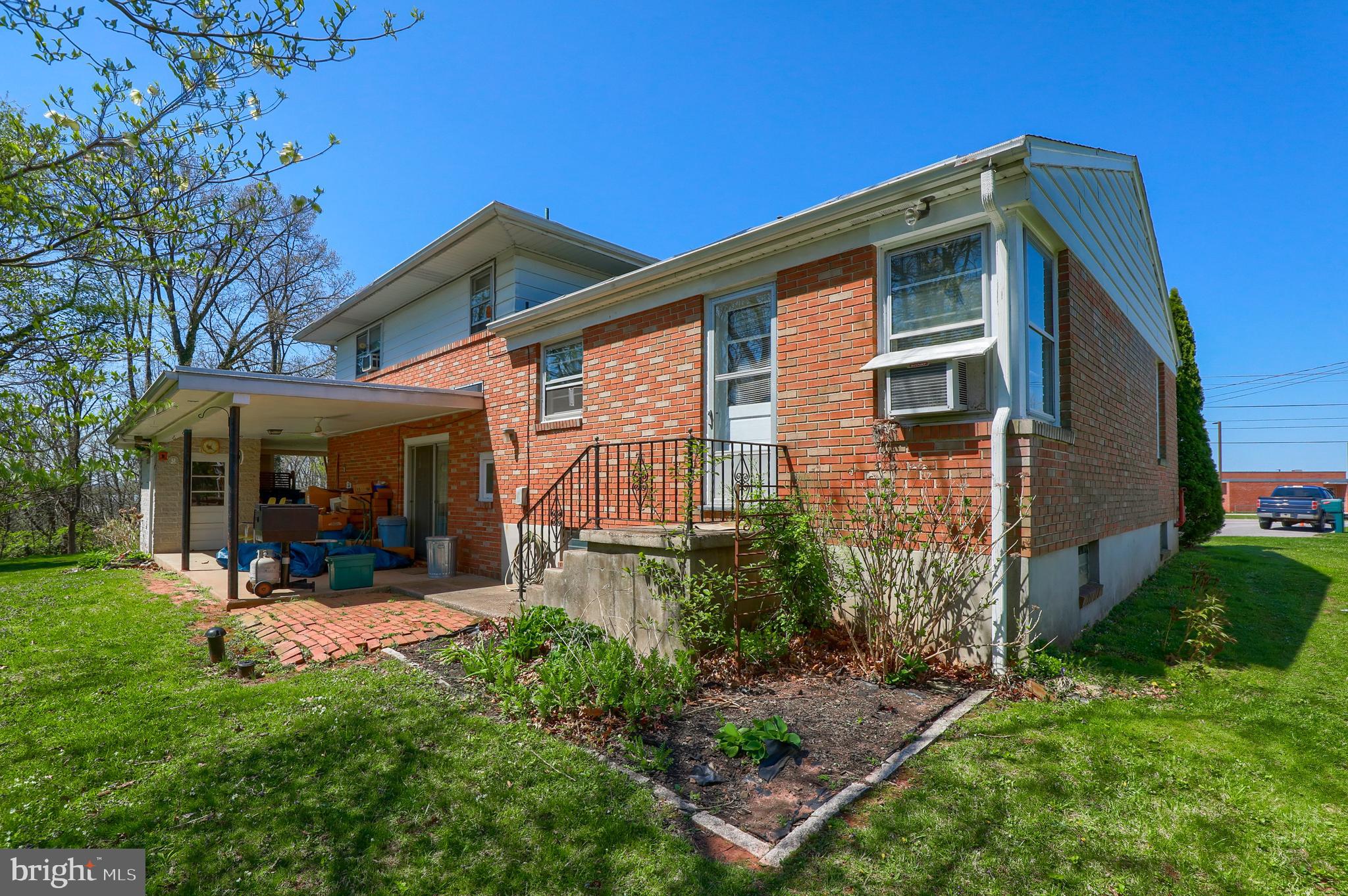 1907 Brenda Road York, PA 17408 - Photo 25 of 27 Gallery Image 25