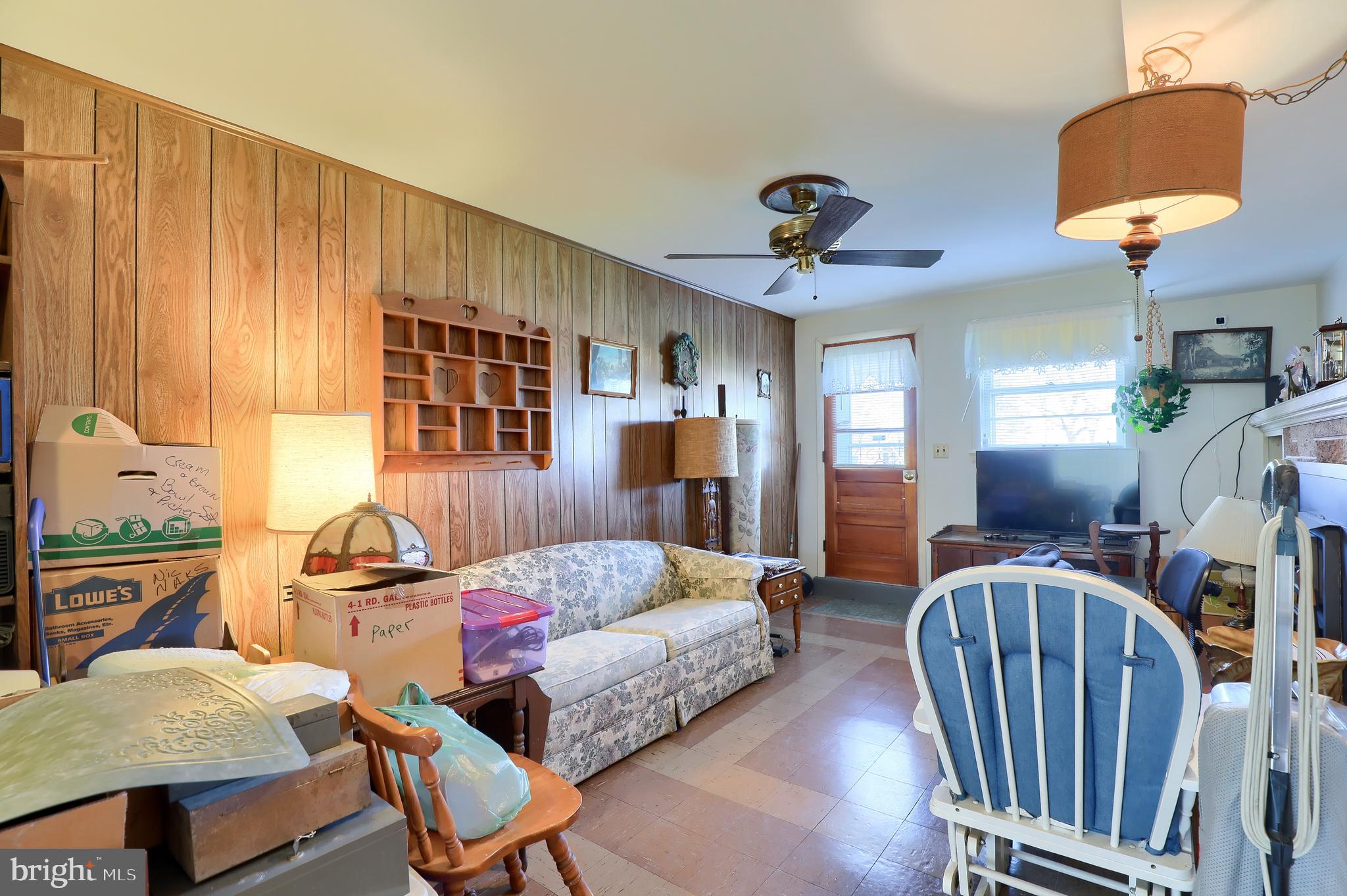 1907 Brenda Road York, PA 17408 - Photo 3 of 27 Gallery Image 3