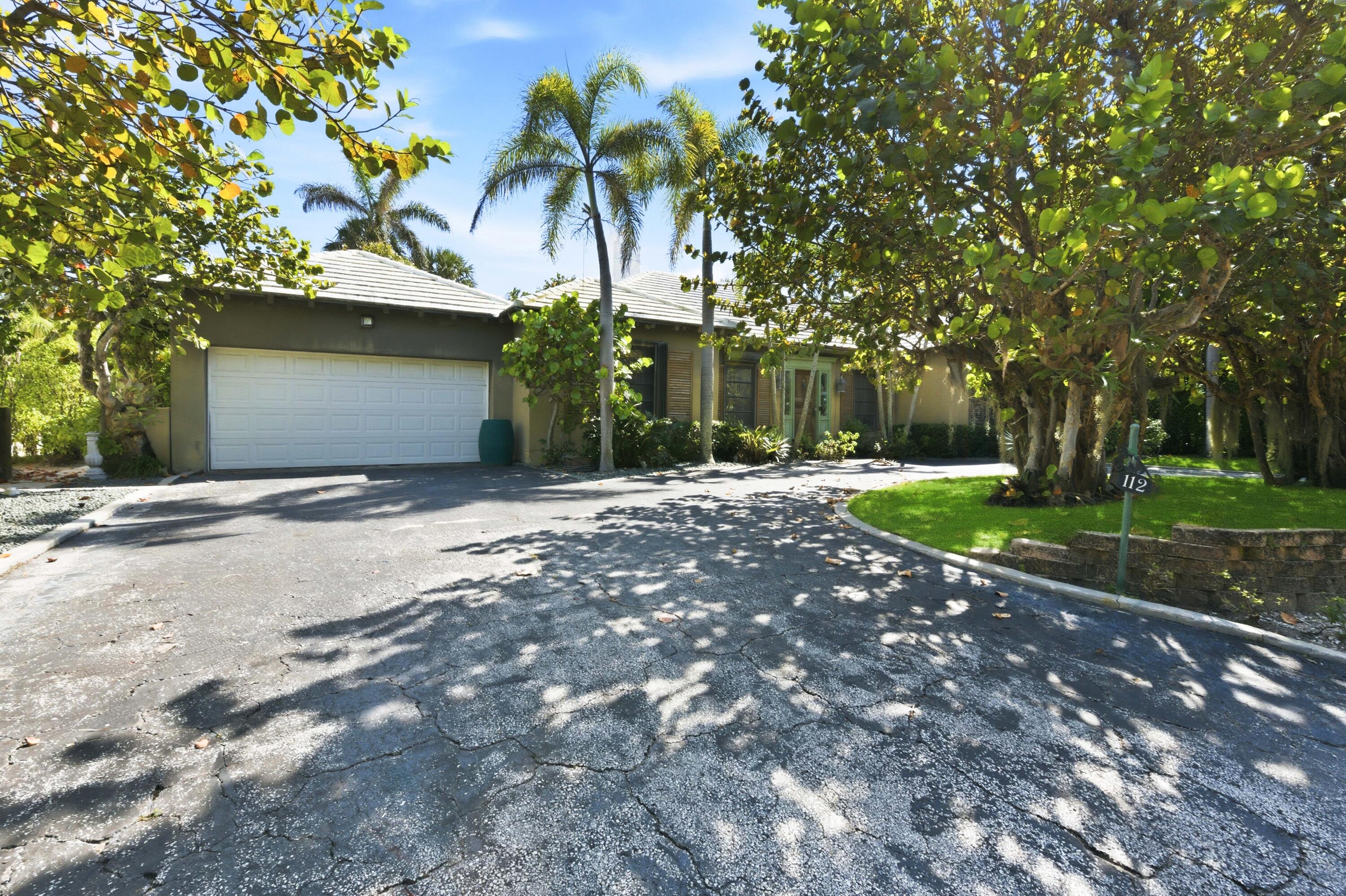 112 Algoma Road Palm Beach, FL 33480 - Photo 2 of 4 Front 2