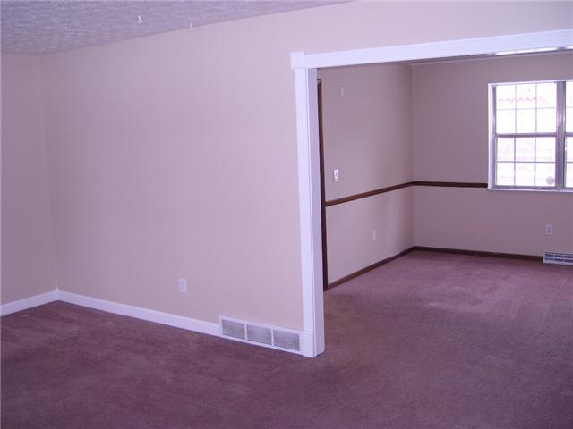 5425 Larkwood Road Columbus, OH 43229 - Photo 6 of 12 Gallery Image 6