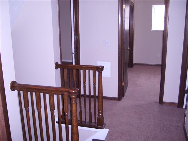 5425 Larkwood Road Columbus, OH 43229 - Photo 7 of 12 Gallery Image 7