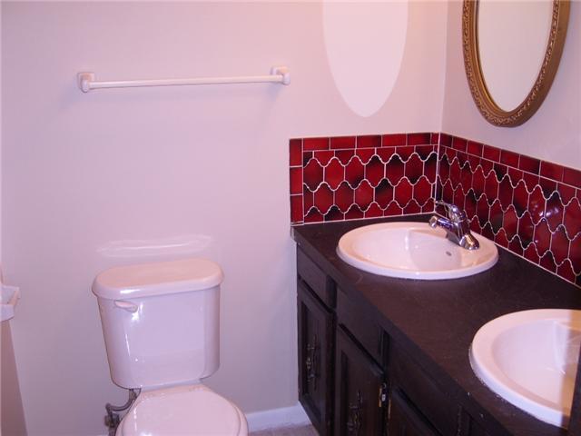 5425 Larkwood Road Columbus, OH 43229 - Photo 9 of 12 Gallery Image 9