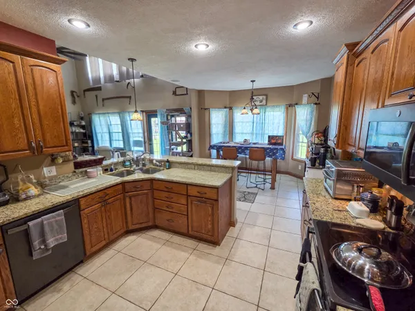 $640,000 | 2730 South 1200 East, Rockville, IN 47872