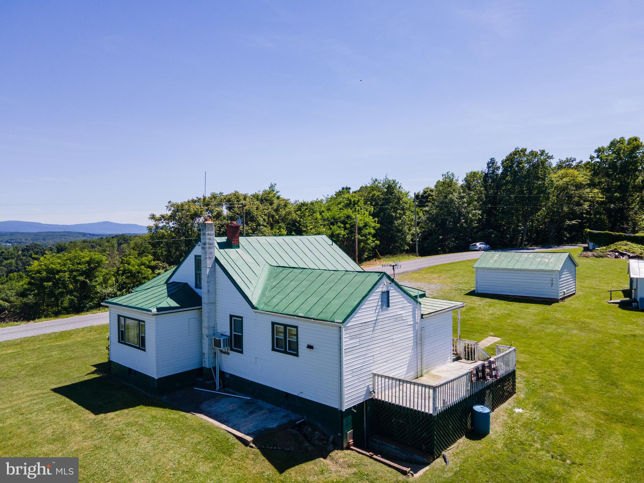 3233 Newport Road Shenandoah, VA 22849 - Photo 13 of 55