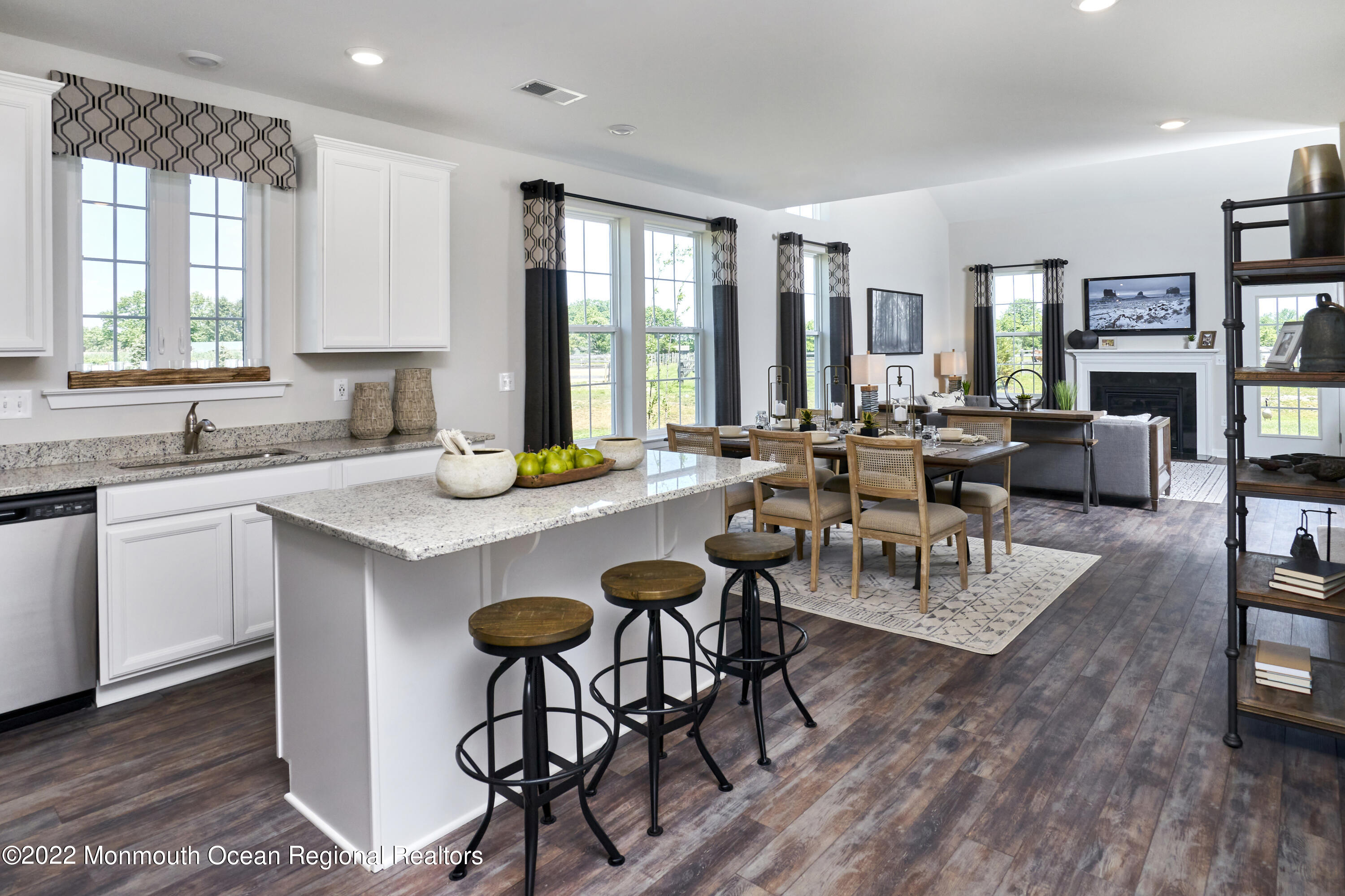 18 Gulfstream Road New Egypt, NJ 08533 - Photo 1 of 7 Kitchen