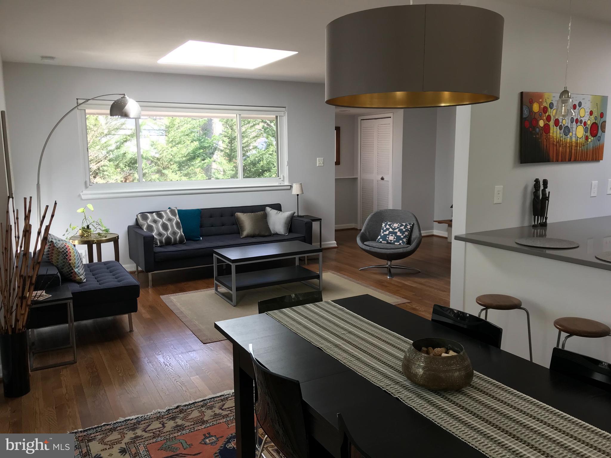 7712 Beech Tree Road Bethesda, MD 20817 - Photo 2 of 33