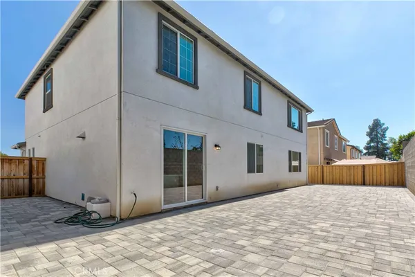 $1,089,000 | 11769 Fenton Avenue, Sylmar, CA 91342