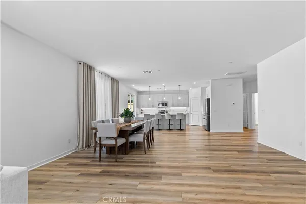 $1,089,000 | 11769 Fenton Avenue, Sylmar, CA 91342