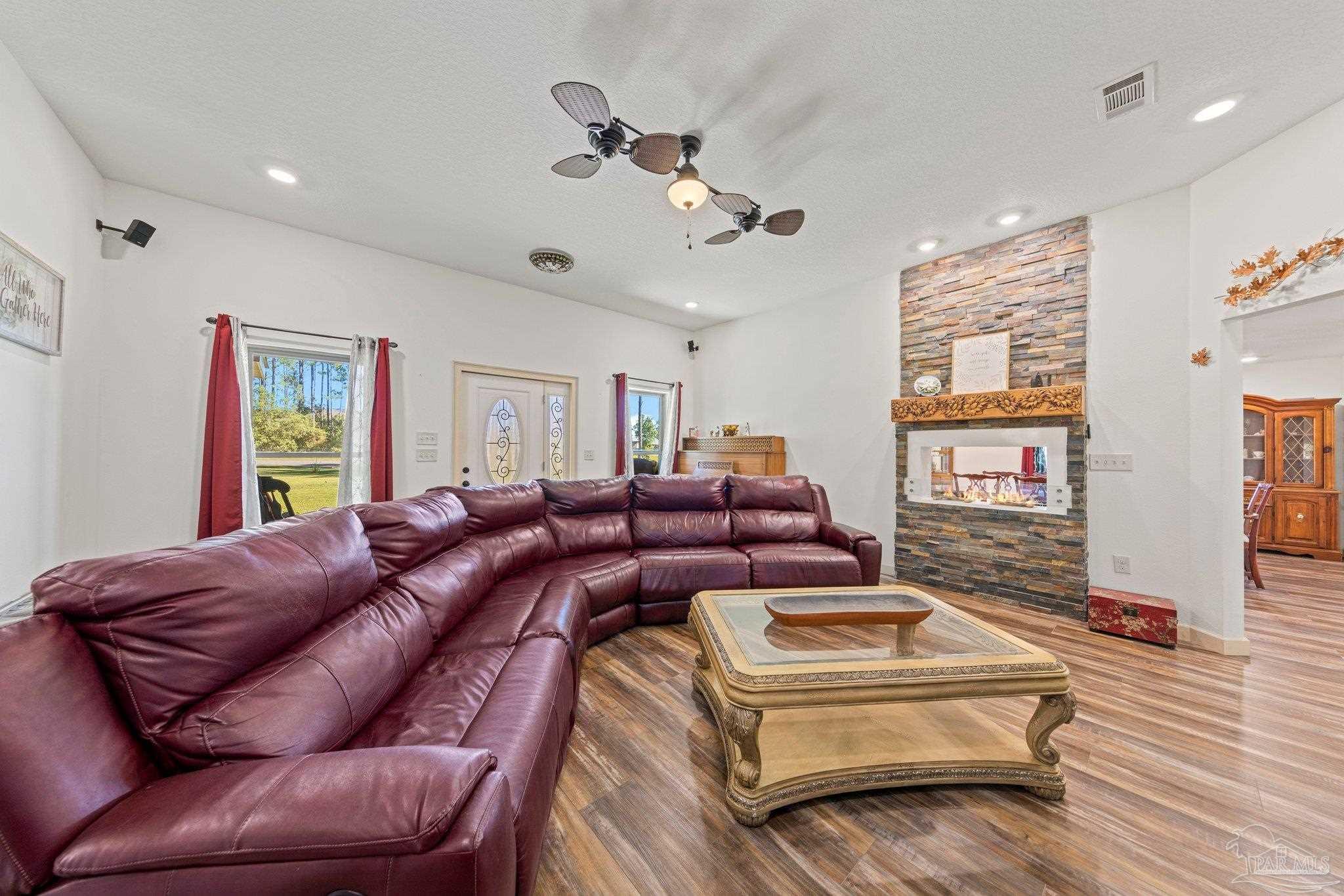 2565 10 Mile Road Pace, FL 32571 - Photo 11 of 50