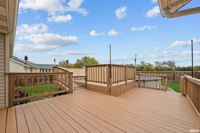 $299,000 | 1405 East 7th Street, Coal Valley, IL 61240