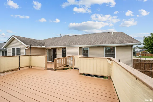 $299,000 | 1405 East 7th Street, Coal Valley, IL 61240