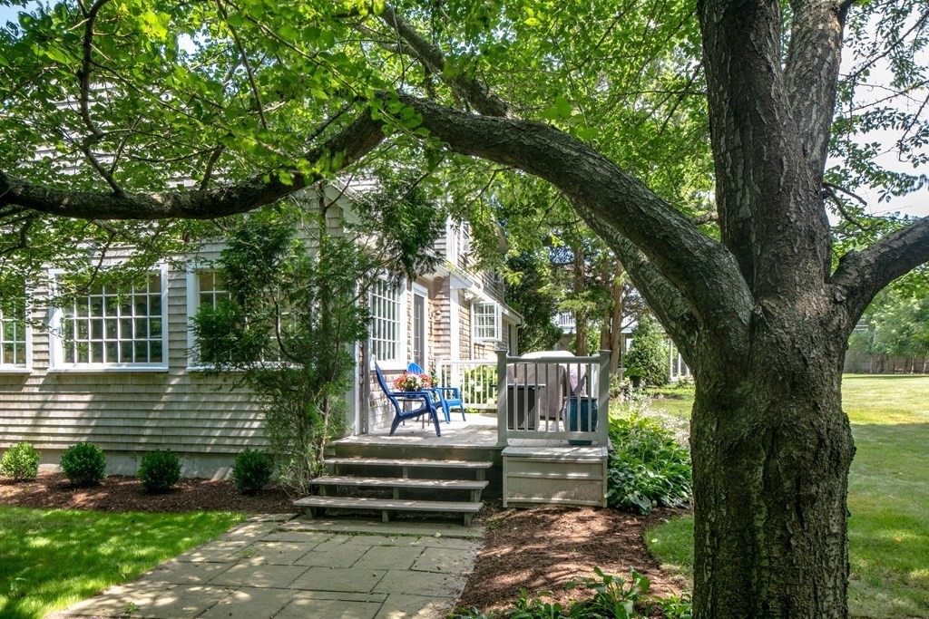 371 Wareham Road Marion, MA 02738 - Photo 6 of 37 Gallery Image 6