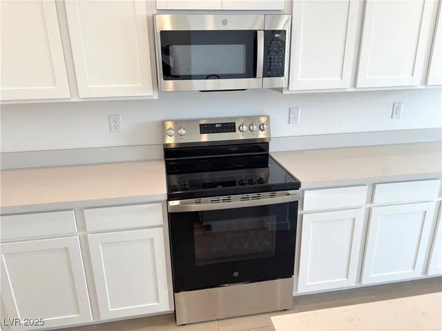 $464,950 | 4341 South Angel Fls Court, Pahrump, NV 89061