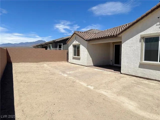 $464,950 | 4341 South Angel Fls Court, Pahrump, NV 89061