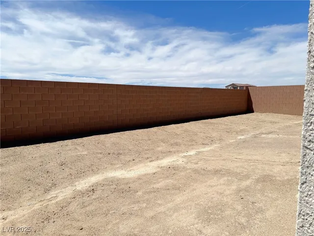 $464,950 | 4341 South Angel Fls Court, Pahrump, NV 89061