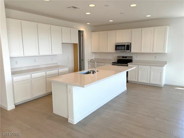 $464,950 | 4341 South Angel Fls Court, Pahrump, NV 89061