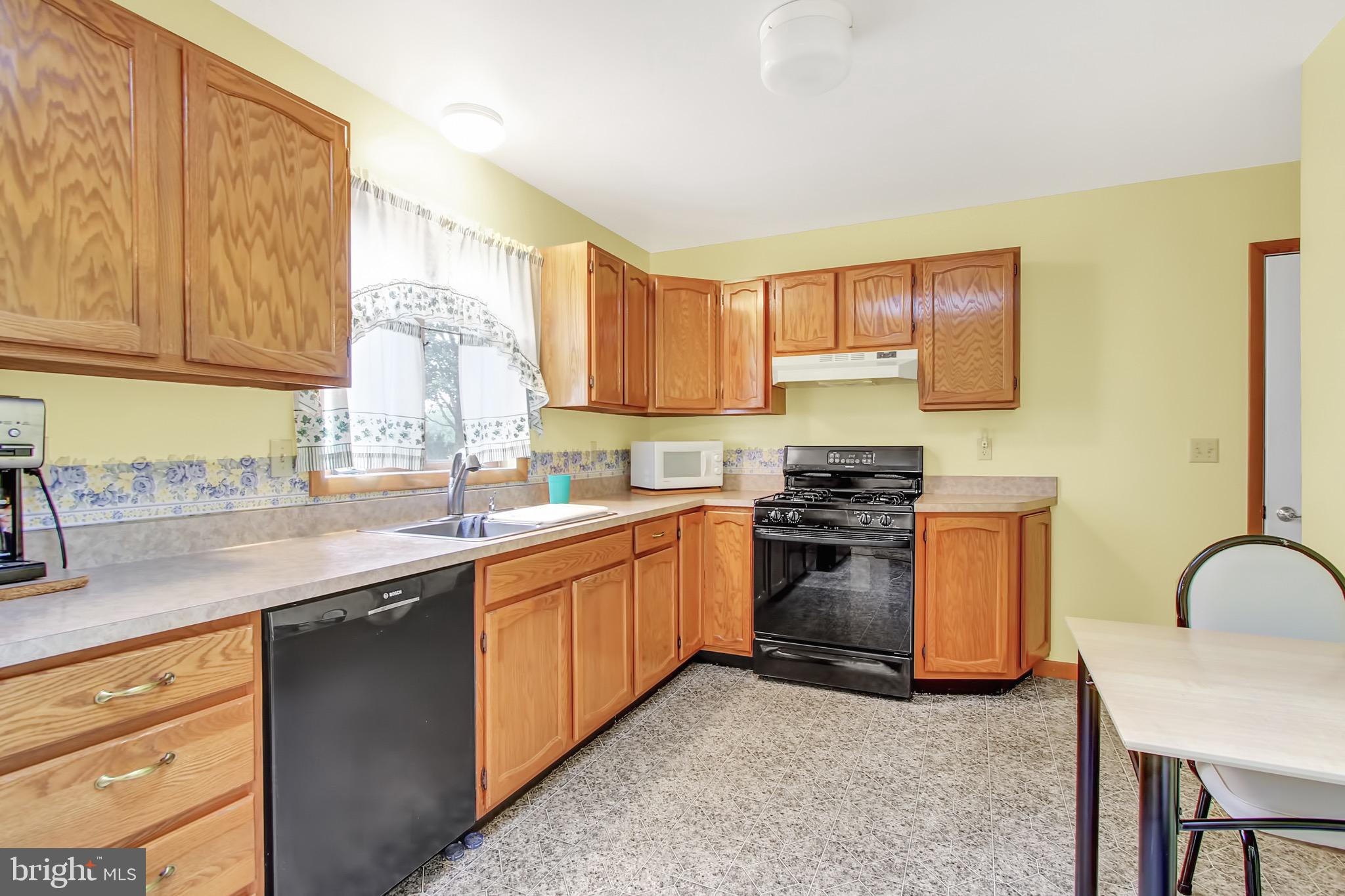 6772 Century Farms Road Felton, PA 17322 - Photo 7 of 26 Gallery Image 7