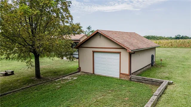 $399,000 | 804 Highway 3, Uniontown, KS 66779