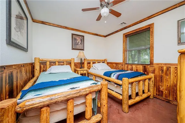 $399,000 | 804 Highway 3, Uniontown, KS 66779