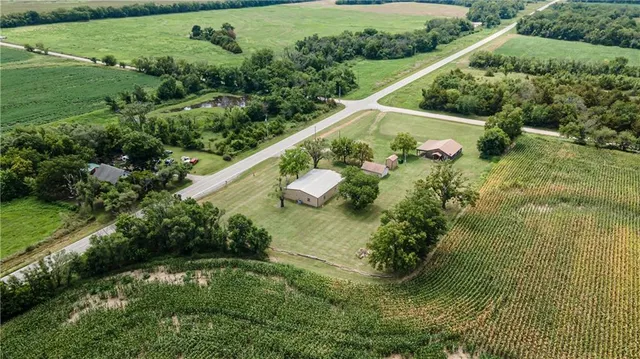 $399,000 | 804 Highway 3, Uniontown, KS 66779