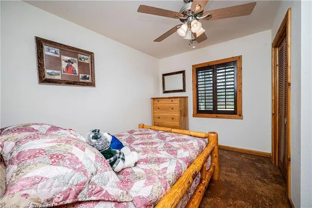 $399,000 | 804 Highway 3, Uniontown, KS 66779