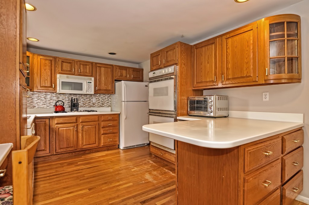 52 Ryan Road Stoughton, MA 02072 - Photo 6 of 18 Gallery Image 6