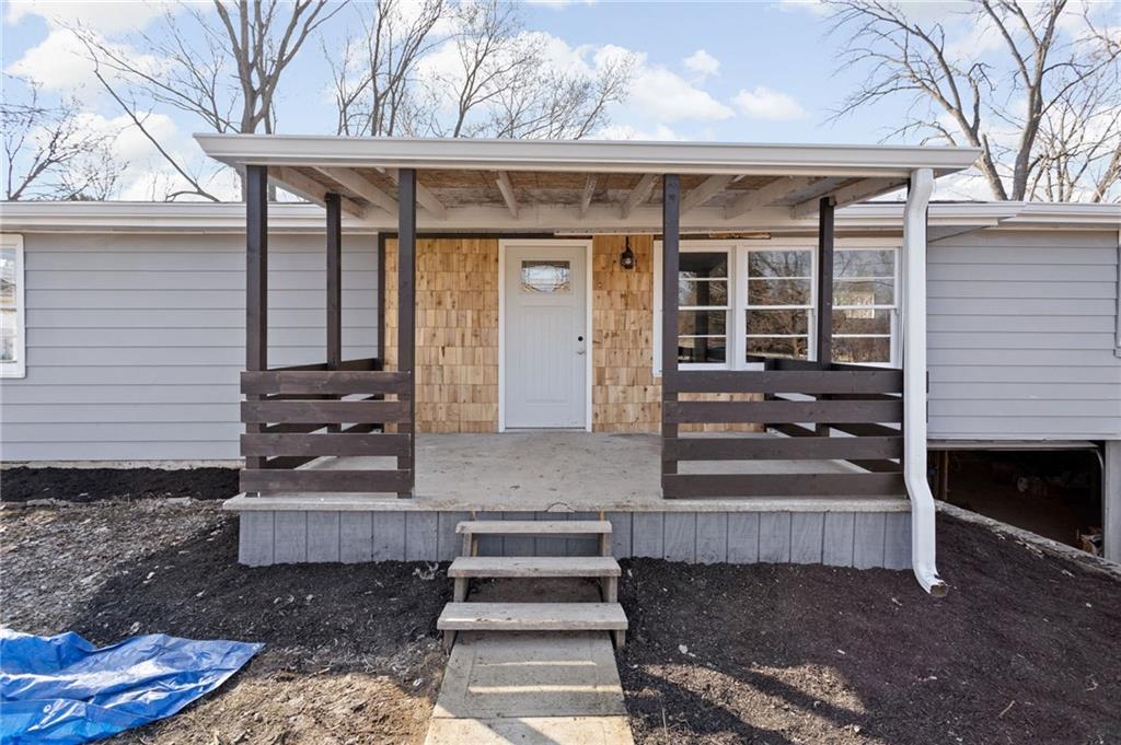 7625 Hayworth Road Indianapolis, IN 46221 - Photo 16 of 19 Gallery Image 16