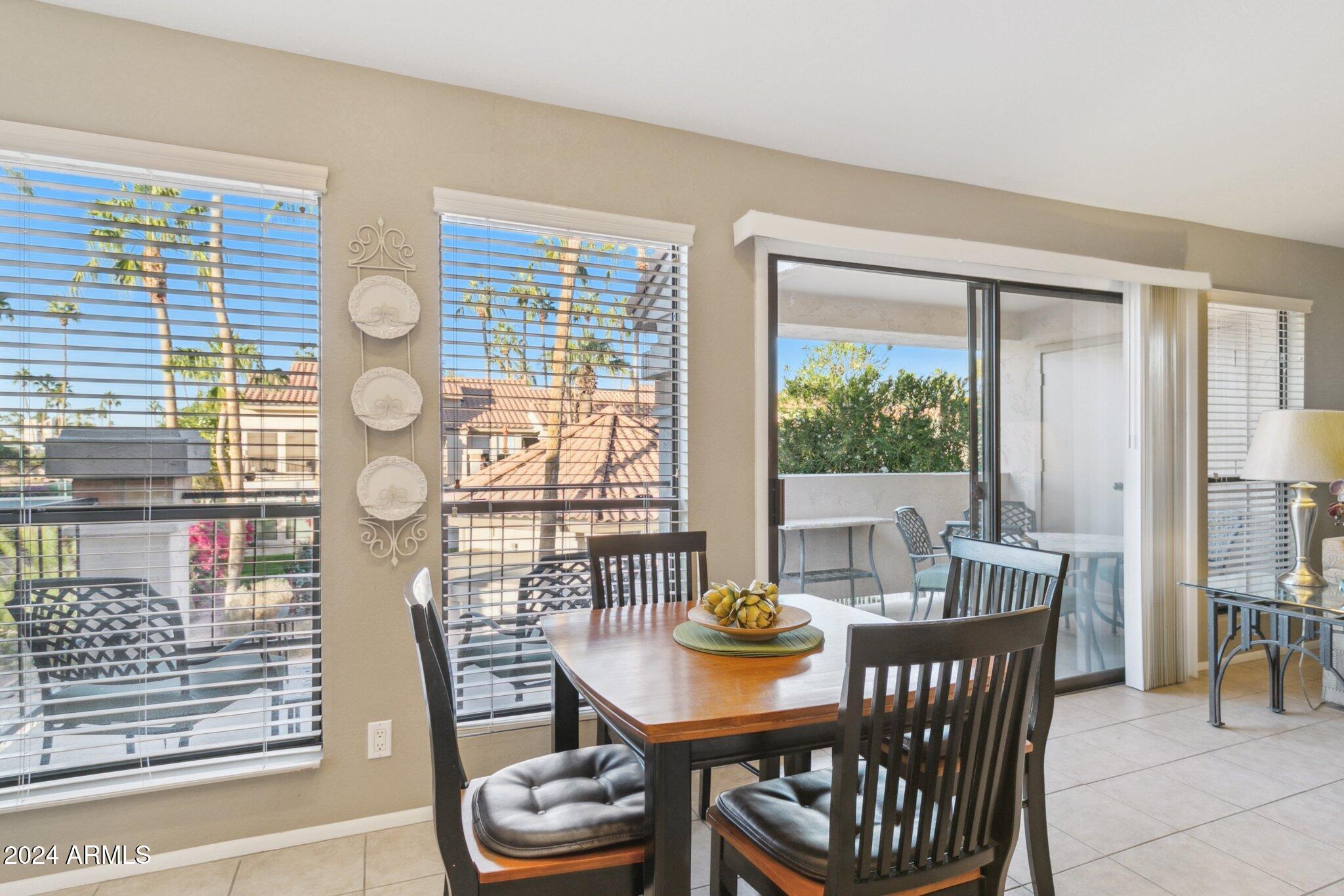 9707 East Mountain View Road, Unit 2436 Scottsdale, AZ 85258 - Photo 13 of 27 Dining room