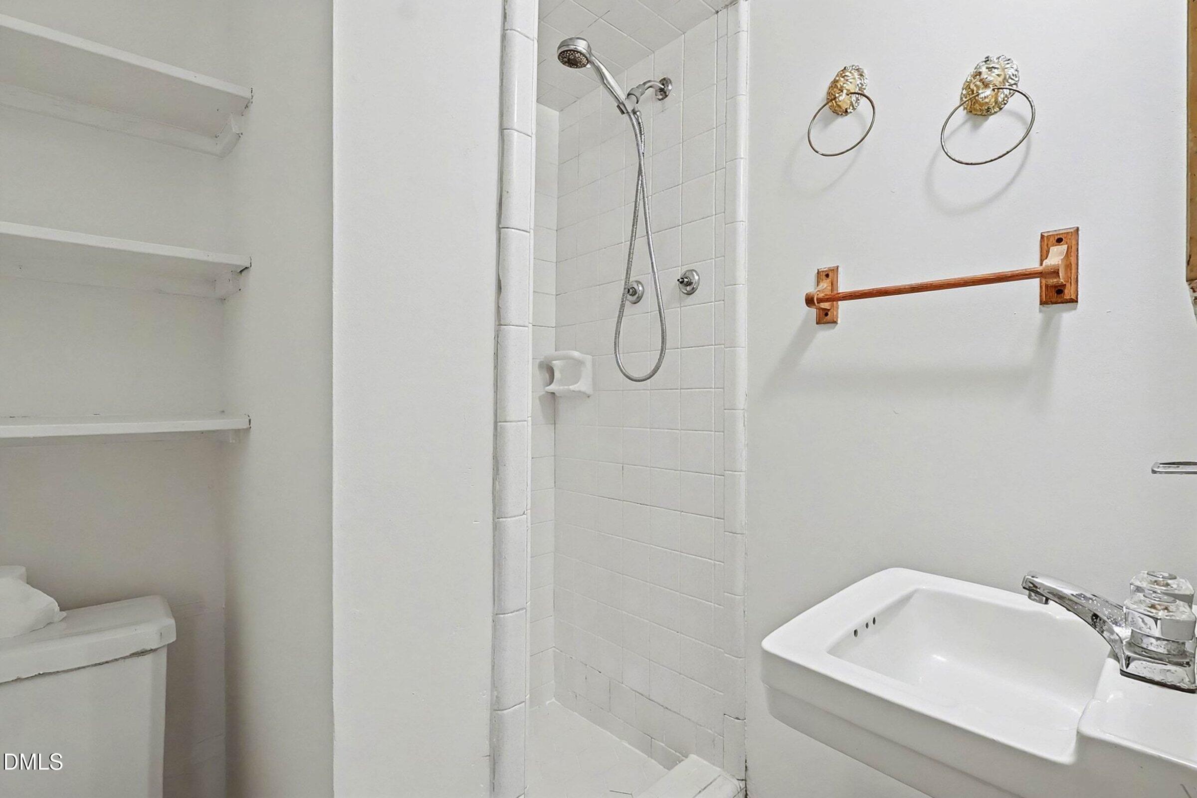 3704 Pembrook Place Raleigh, NC 27612 - Photo 48 of 68 044_kv0a6546_559