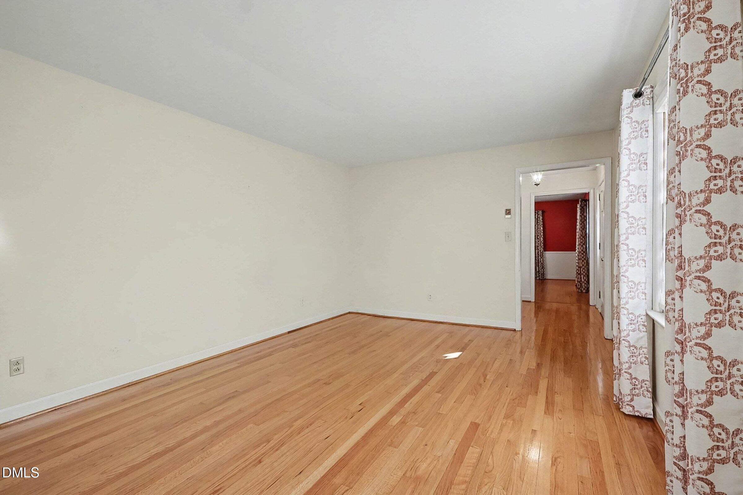 3704 Pembrook Place Raleigh, NC 27612 - Photo 10 of 68 009_kv0a6361_921