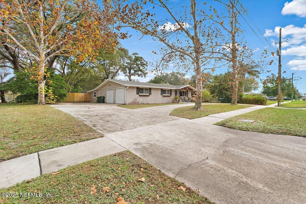 3569 Eunice Road Jacksonville, FL 32250 - Photo 20 of 23 19-Parking and Garages