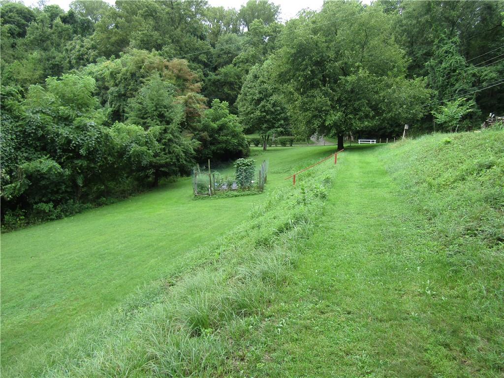 225 East Donora Road Webster, PA 15087 - Photo 6 of 25 Gallery Image 6