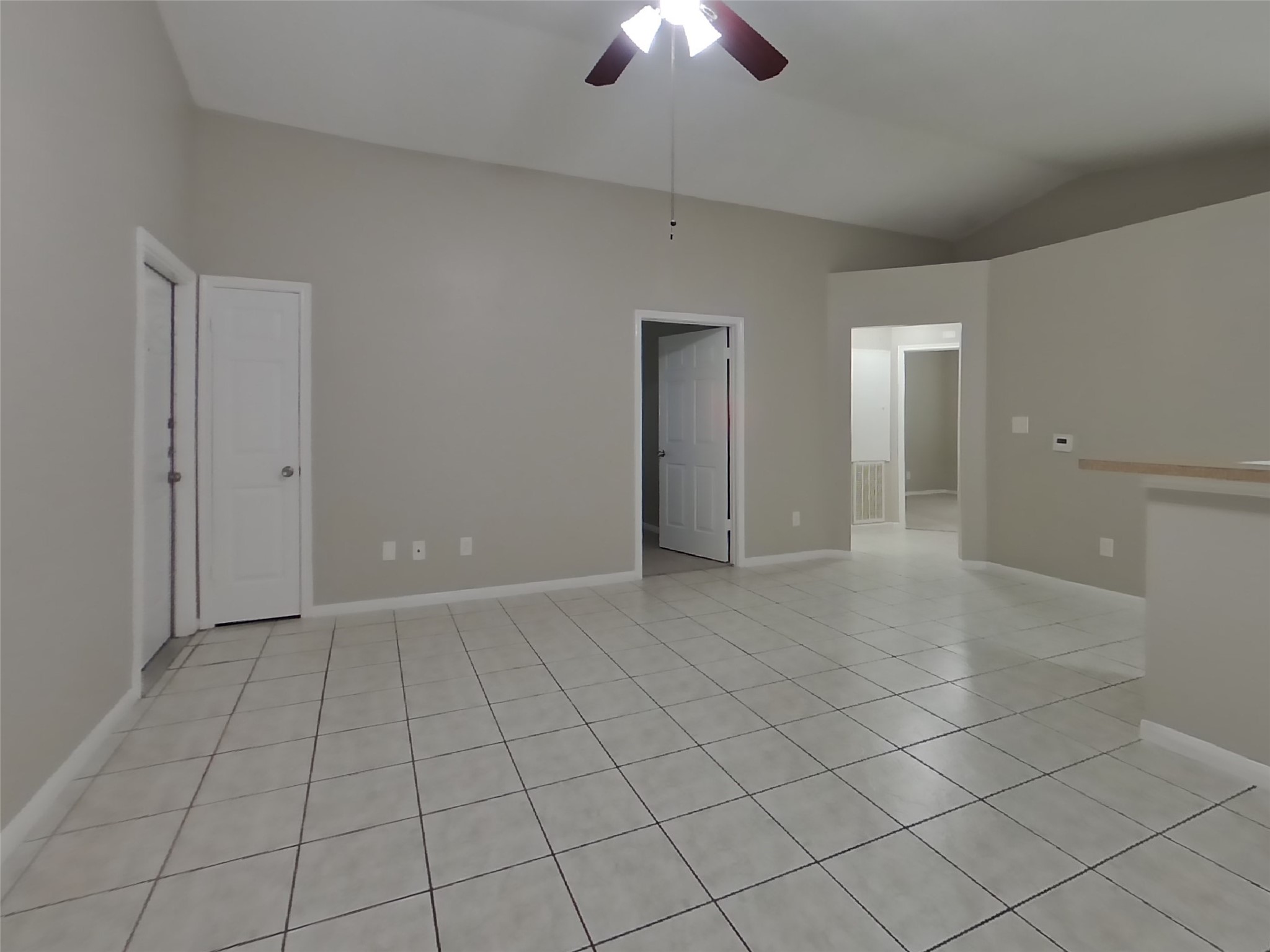 3234 Kelling Street Houston, TX 77045 - Photo 2 of 16