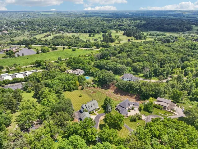 $1,875,000 | N1474 Fontana Ridge Road, Fontana, WI 53125