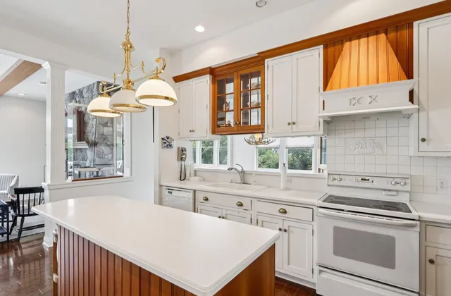 $1,875,000 | N1474 Fontana Ridge Road, Fontana, WI 53125