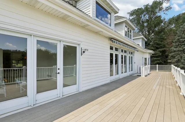 $1,875,000 | N1474 Fontana Ridge Road, Fontana, WI 53125