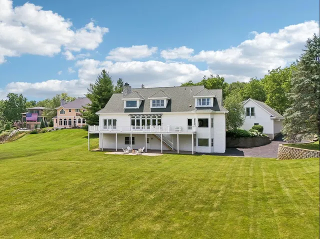 $1,875,000 | N1474 Fontana Ridge Road, Fontana, WI 53125