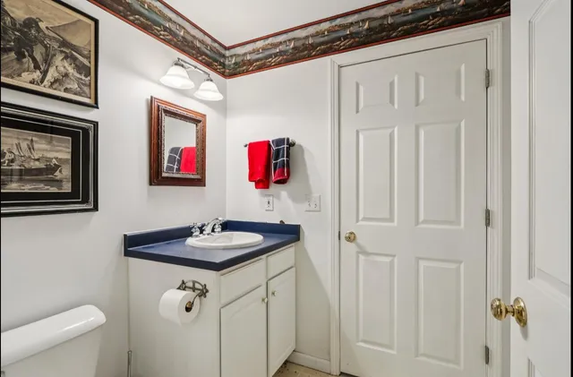 $1,875,000 | N1474 Fontana Ridge Road, Fontana, WI 53125