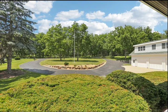 $1,875,000 | N1474 Fontana Ridge Road, Fontana, WI 53125