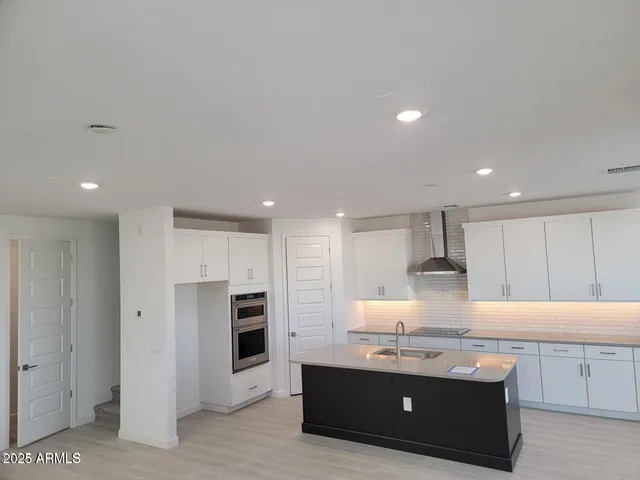 $2,499 | 9842 South 11th Street, Phoenix, AZ 85042