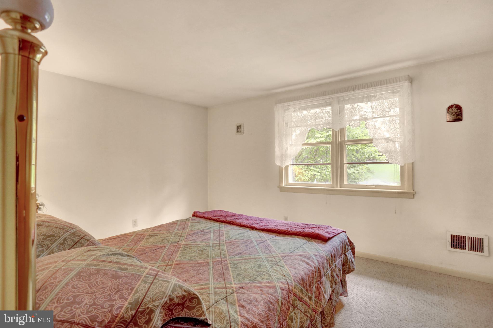 413 Devon Road York, PA 17403 - Photo 23 of 36 Front bedroom 1