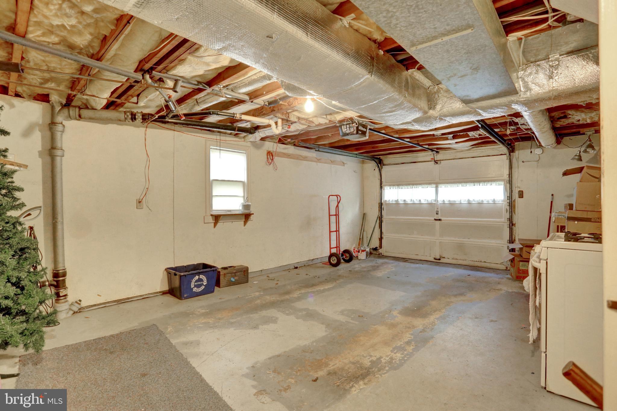 413 Devon Road York, PA 17403 - Photo 36 of 36 Oversized garage