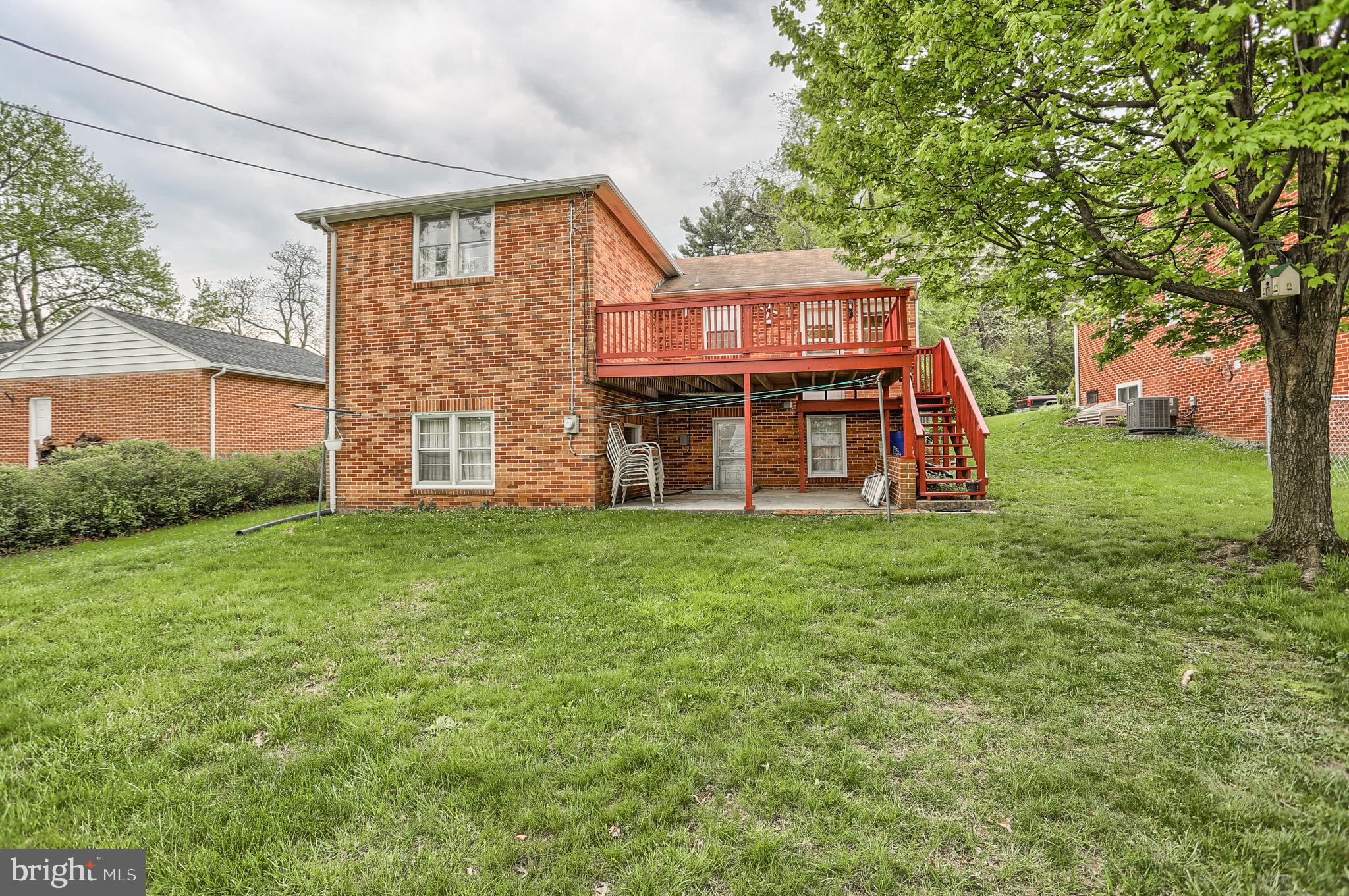 413 Devon Road York, PA 17403 - Photo 5 of 36 Gallery Image 5