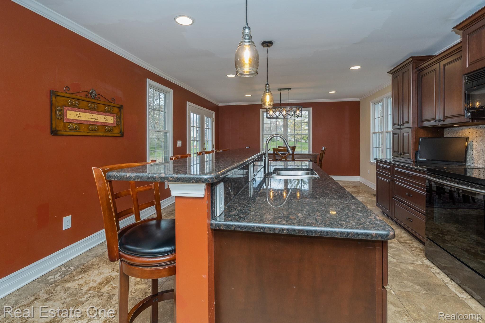 1958 Brookfield Road Rochester, MI 48306 - Photo 16 of 35 Brookfield MLS-W025.jpg
