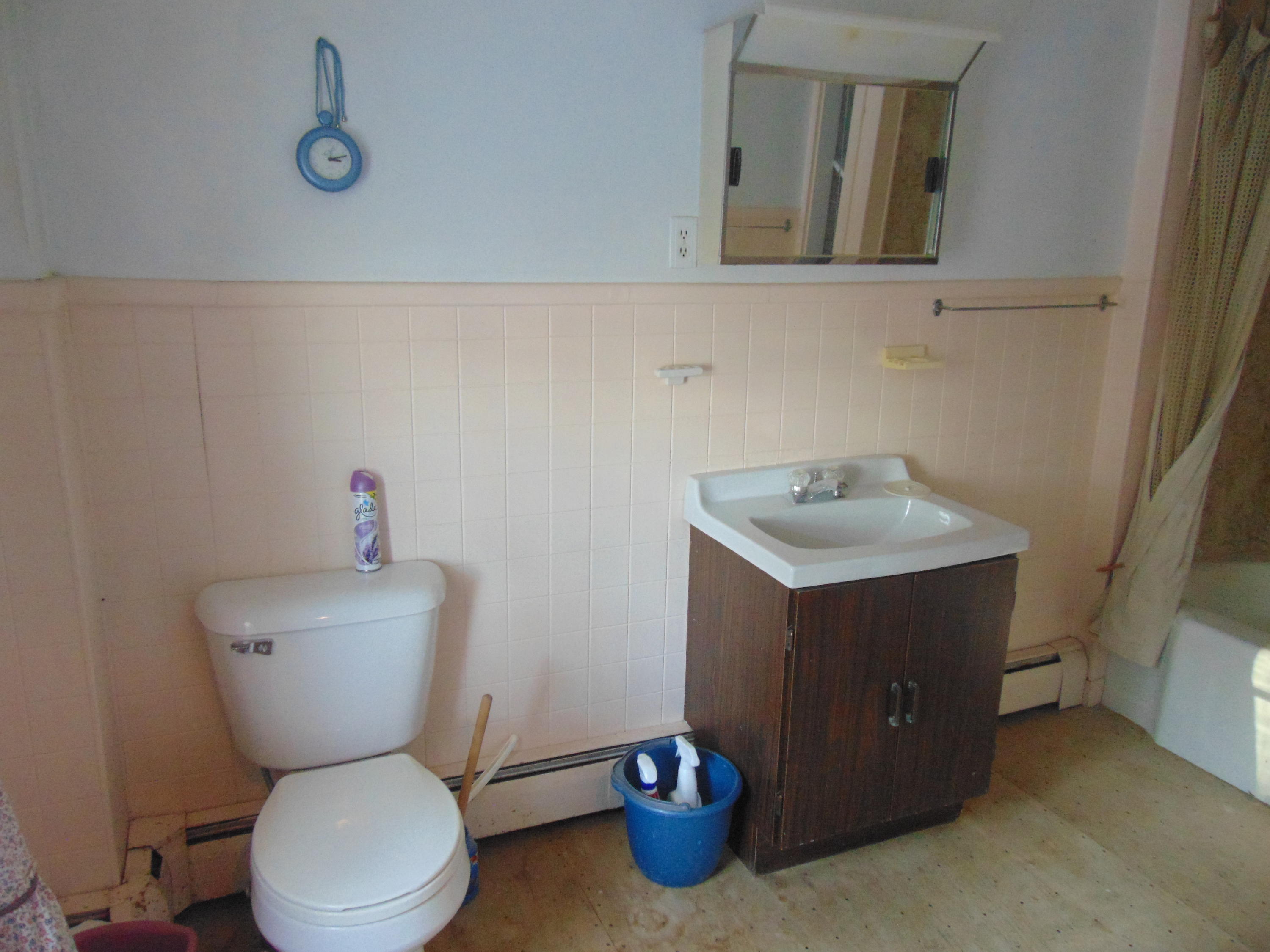 130 George Wright Road Woolwich, ME 04579 - Photo 15 of 15 RIce 2nd floor bath