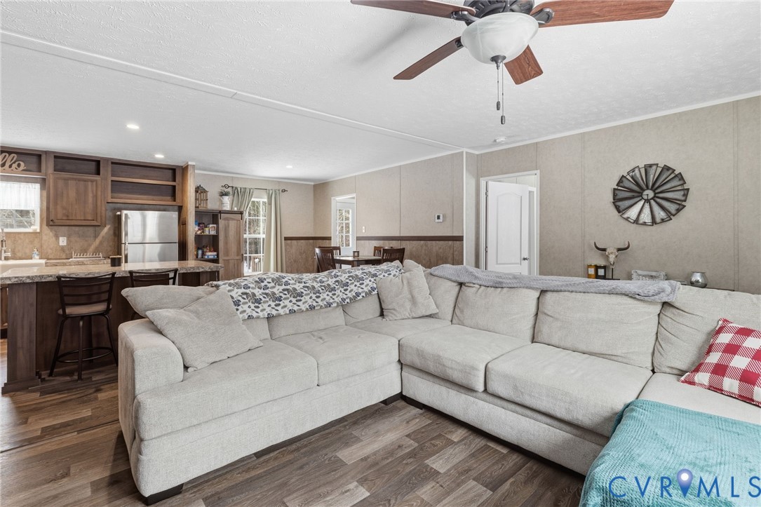 930 Evans Road Powhatan, VA 23139 - Photo 4 of 21 Gallery Image 4