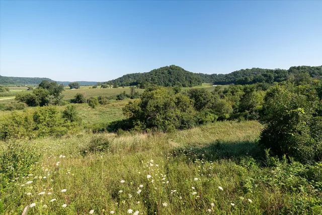 $740,000 | 23509 County Highway East, Dayton, WI 53581