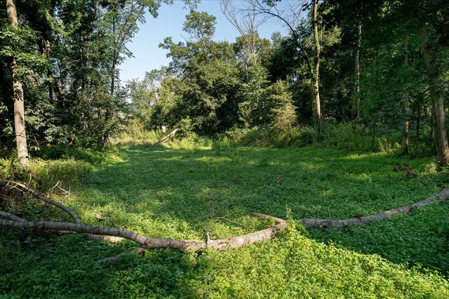 $740,000 | 23509 County Highway East, Dayton, WI 53581